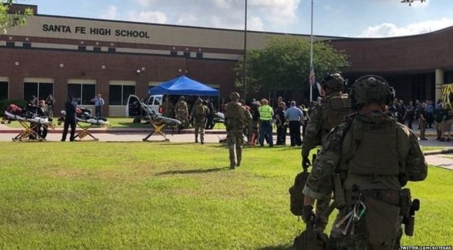 अमेरिकाकाे एउटा विद्यालयमा अन्धाधुन्ध गोली प्रहार, १० विद्यार्थीको मृत्यु